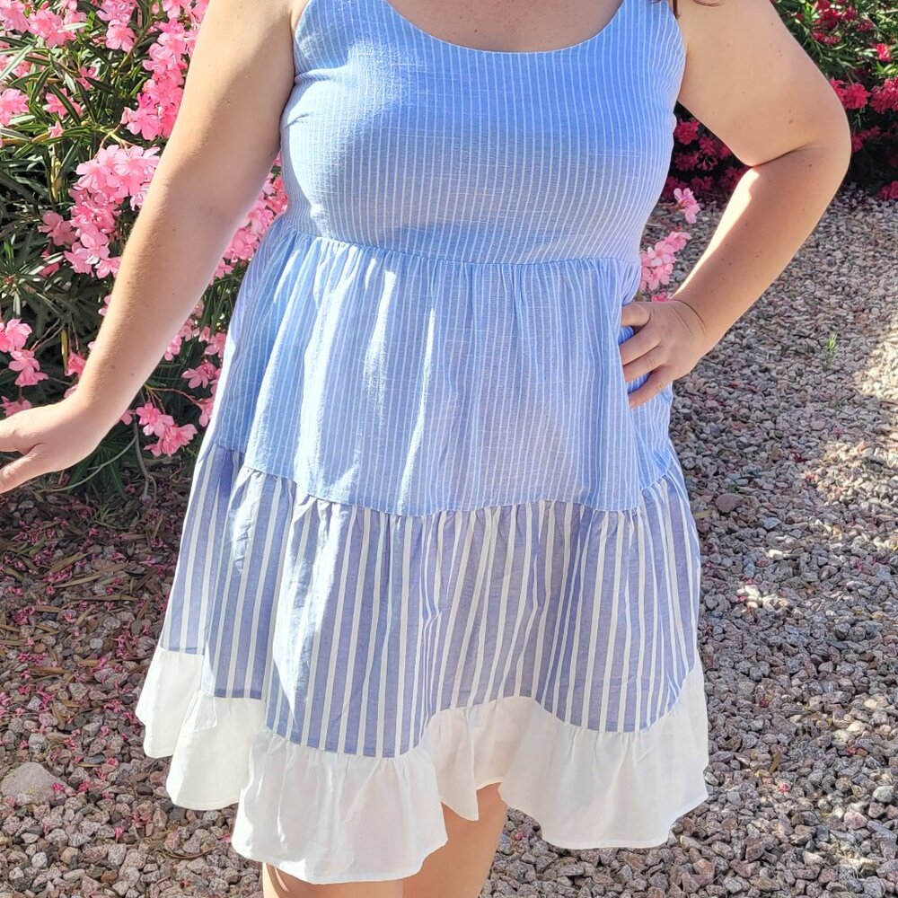 *** Beach Hopper Midi Dress - Light Blue & White Medium